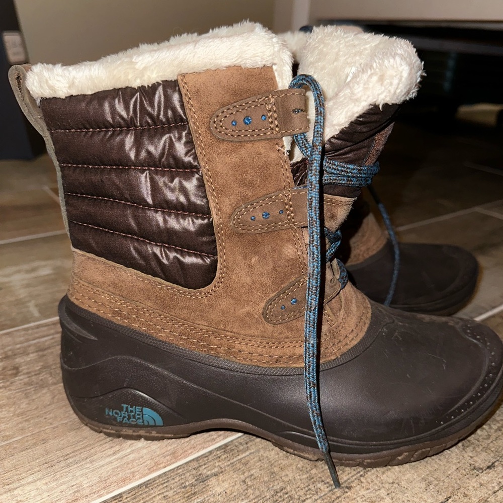 North Face short bootie